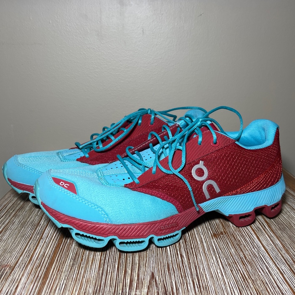 On Cloud Cloudster Women's Size 9